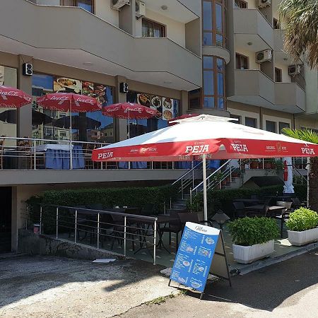 Hotel Palma Durrës Buitenkant foto