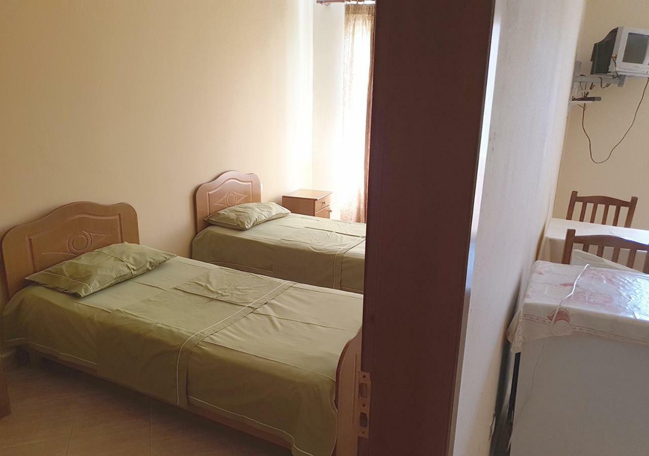Hotel Palma Durrës Buitenkant foto